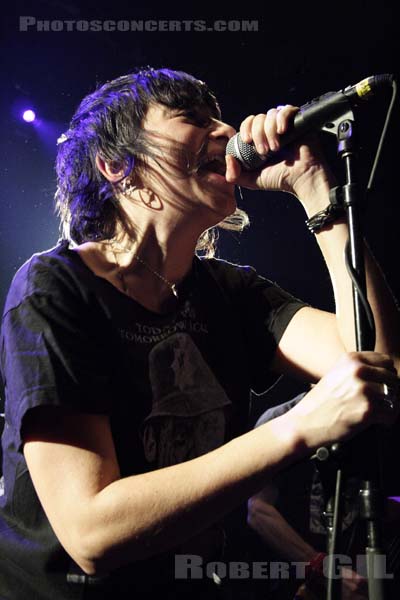 LA FRACTION - 2006-01-12 - PARIS - La Maroquinerie - 